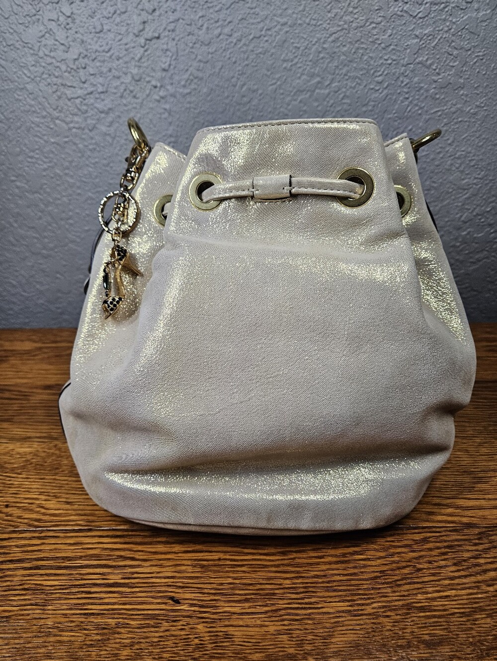 Coach Poppy Gold Shimmer Cinch Bucket Bag - Picture 6 of 16